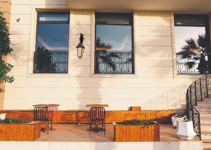 Отель The Yali 3*