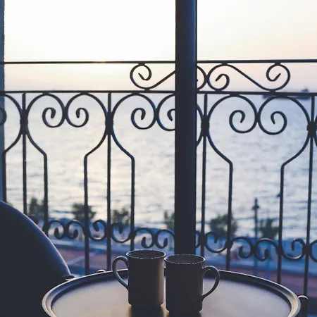 The Yali Szálloda 3*