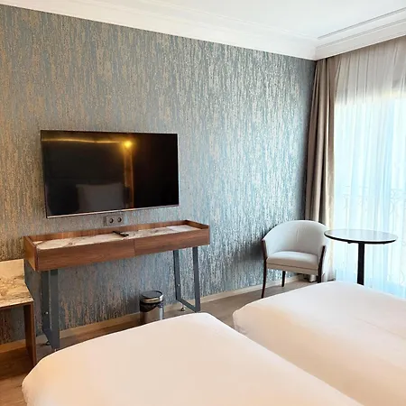 The Yali Hotel