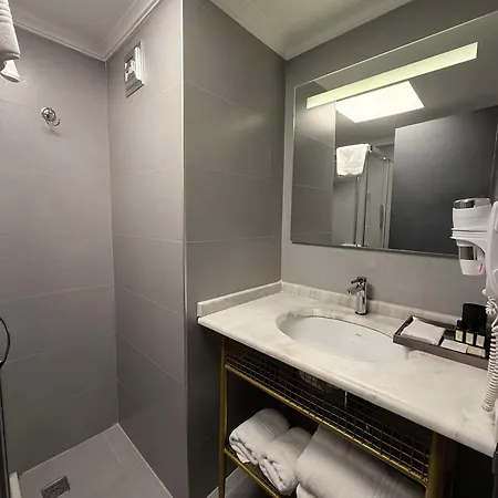 The Yali Hotel 3*