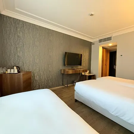 Hotel The Yali 3*