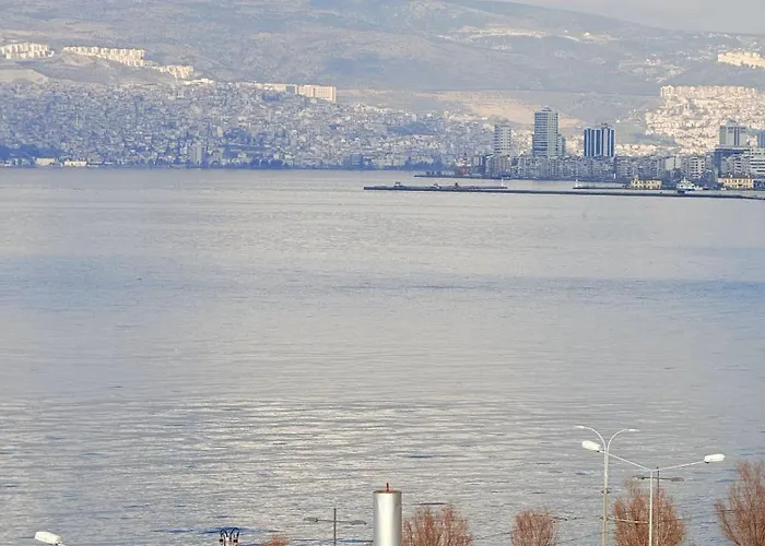 Ξενοδοχείο The Yali 3*